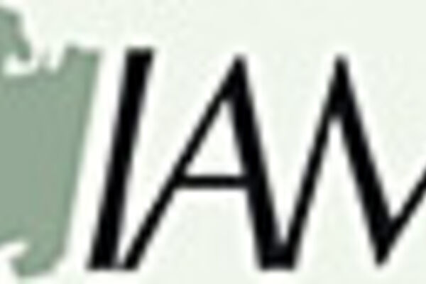 Logo Leib­niz-​In­sti­tut für Agra­rent­wick­lung in Mit­tel-​ und Ost­eu­ro­pa (IAMO)